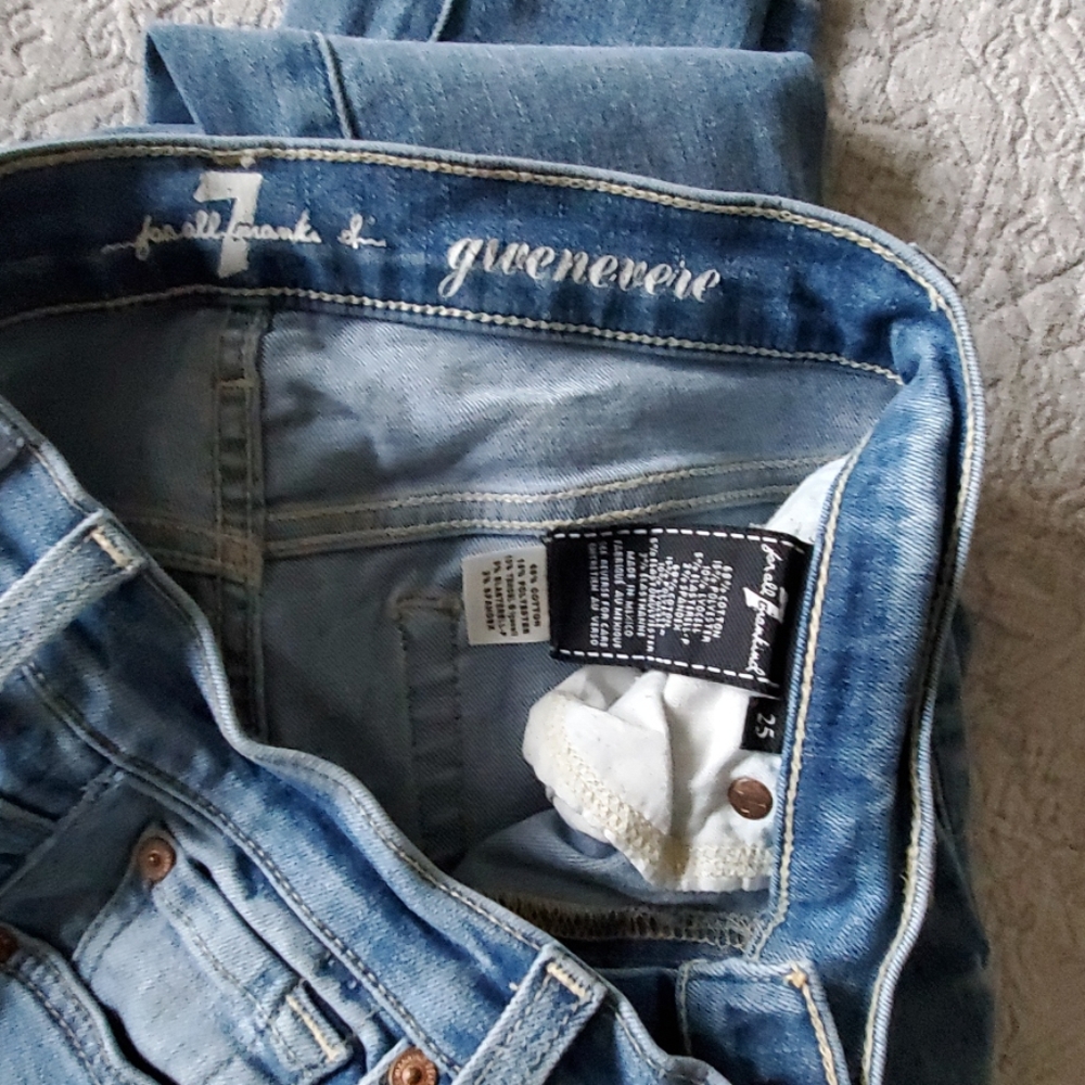 Jeans - Picture 3 of 4